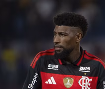 Emerson Royal rebate críticas da torcida após empate do Flamengo com São Paulo