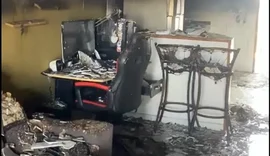 VÍDEO: Curto-circuito em ventilador causa incêndio e destruição em casa em AL