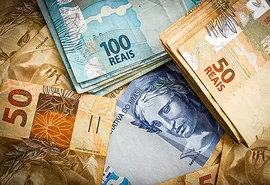 Beneficiários com NIS de final 8 recebem Auxílio Brasil