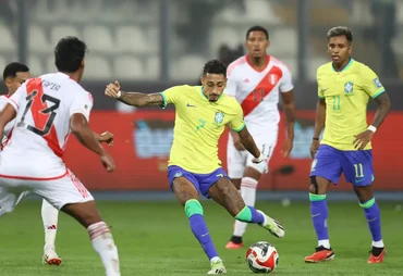 Brasil enfrenta seleção peruana em Brasília pelas Eliminatórias