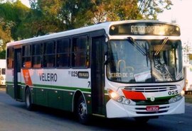 Ônibus de Rio largo é guinchado por descumprir decreto; Veja vídeo