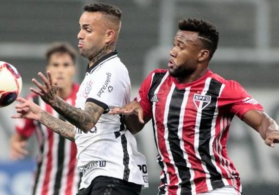 Corinthians e São Paulo empatam em 2 a 2 na noite deste domingo