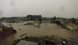 Tempestade causa mortes e desabriga no PR e em SC