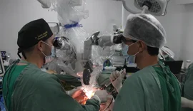 Santa Casa realiza cirurgia cerebral com paciente acordada em Maceió