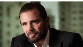 Banqueiro do Banco Master é preso em nova fase da PF