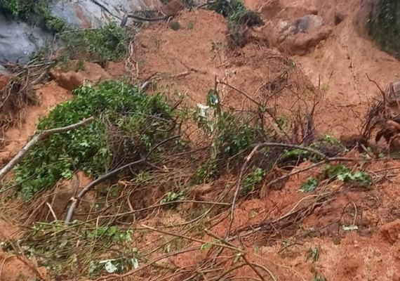 Seis pessoas da mesma família morrem após deslizamento em Paraty