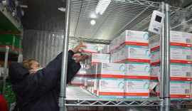 Alagoas recebe mais de 25 mil doses de vacinas contra a Covid-19