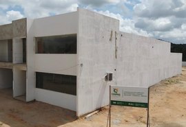 Nova agroindústria vai beneficiar 10 mil toneladas de cocos por ano