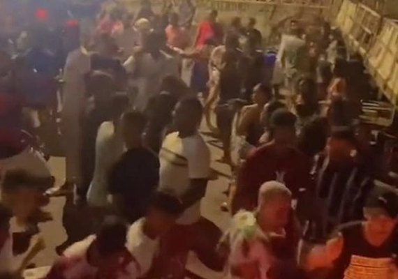 PMAL encerra festa clandestina com aglomeração no Jacintinho