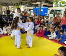 Semsc entrega kits a alunos do projeto Judô na Guarda