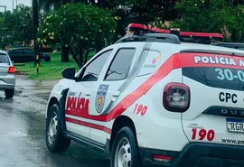 Adolescente é apreendido e três suspeitos fogem em perseguição policial que terminou em acidente