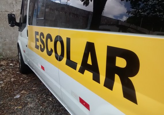 Portaria prorroga prazos de vistorias e renovações de permissões de táxis, escolares e turismo