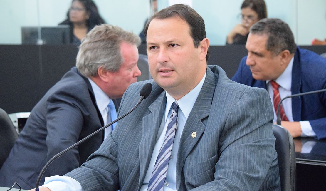 Improbidade premiada em Alagoas: até quando vamos pagar essa conta?