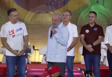 Lula fala em parceria com Renan Filho e faz elogios durante ato em Maceió