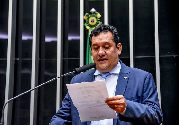 Deputado leva “rasteira” de partido e desabafa: “bem que o Galba me avisou”