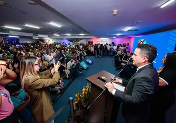 Paulo muda ritmo do governo e entra no modo “fale menos, faça mais”