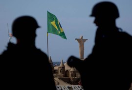 Forças Armadas abrem cinco concursos com salários de até R$ 8 mil