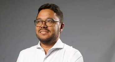 TRE-AL reverte cassação e garante mandato de prefeito de Maribondo