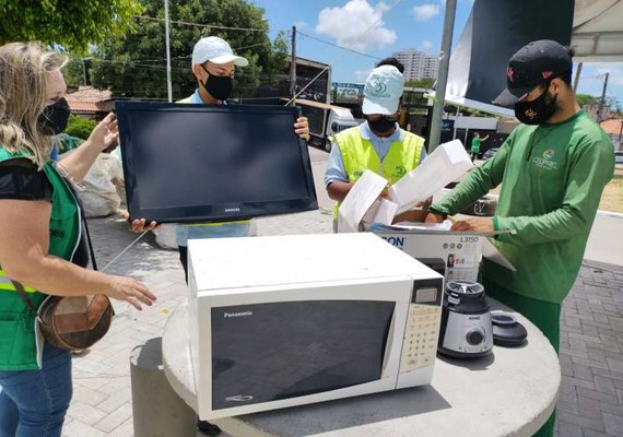 Recicla Maceió: campanha recolhe mais de 400 kg no bairro do Antares