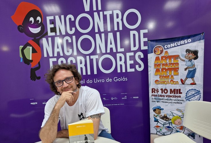 O Wikiota expõe uma sátira mordaz sobre a ascensão e a queda na era dos algoritmos
