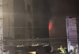 Sete pessoas ficam feridas em incêndio no hotel Laguna, na orla de Pajuçara, em Maceió