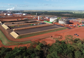 Grupo Cocal inicia produção pioneira de biogás sucroenergético no Brasil