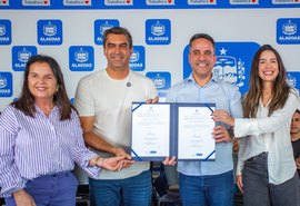 Governador autoriza implantação da sinalização turística de Maragogi e entrega obras do Vida Nova nas Grotas