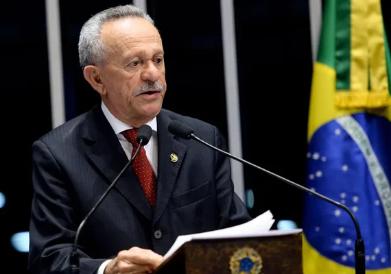 VÍDEO: Benedito de Lira passa mal e sessão de posse na Câmara dos Deputados é suspensa