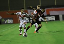CRB enfrenta o Vitória nesta quarta-feira (24)