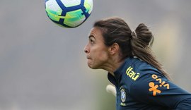 Após faturar prêmio da Fifa, Marta é finalista ao Bola de Ouro