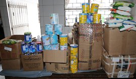 Presidente do TJAL entrega mais de 180 kg de alimentos para Lar Santo Antônio de Pádua