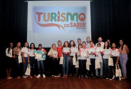 Primeira edição do Projeto Turismo do Saber premia estudantes de Penedo