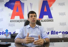 Alegando inércia, Hugo Wanderley pede demissão do presidente da Casal