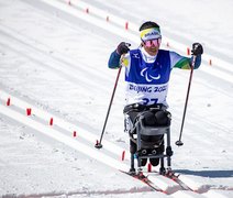 Brasileiros estreiam nos Jogos Paralímpicos de Inverno