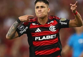 “Eu sou bagre”: Luiz Araújo rebate torcedor do Flamengo durante live