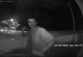 Homem é detido após causar dano a totem de videomonitoramento na orla de Maceió