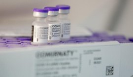 Brasil recebe mais 600 mil doses de vacinas da Pfizer