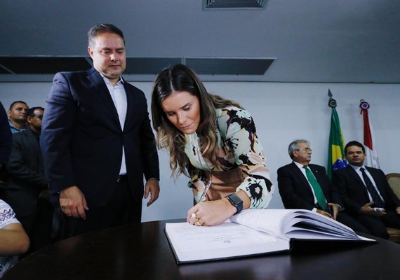 Cecília Rocha vai disputar a prefeitura de Atalaia