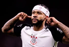 Corinthians envia contrato de renovação para Memphis Depay