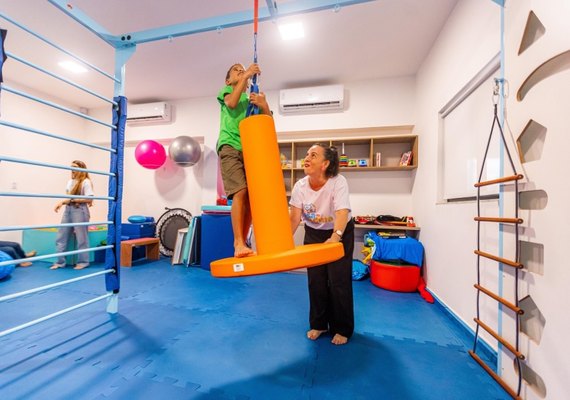 Casa do Autista inicia acompanhamento multiprofissional e amplia cuidado às pessoas com TEA em Maceió