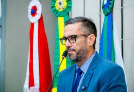 Leonardo Dias denuncia atraso em pagamentos de funcionários de UPAs