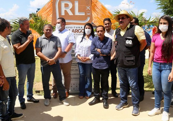 Praças inauguradas viram cartão postal no município de Rio Largo