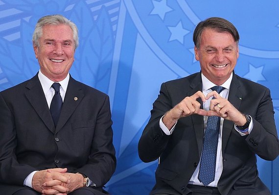 Bastidores: Collor é cotado pelo Congresso para assumir Ministério