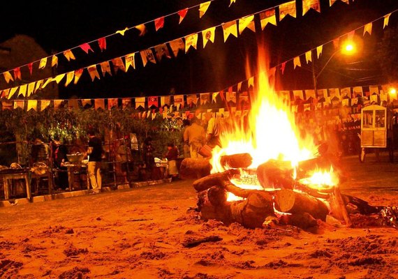 Saúde alerta para acidentes que causam queimaduras em festas juninas