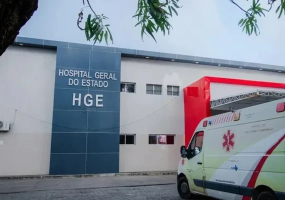 Homem baleado agride policiais durante atendimento no HGE