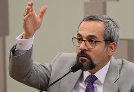 Oferta de vagas em ensino superior a distância é maior que presencial