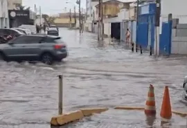 Chuva intensa atinge Maceió e provoca alerta máximo da Defesa Civil