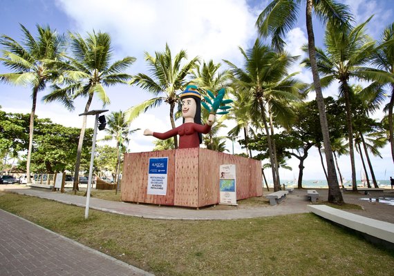 Pajuçara tem os imóveis mais caros do Nordeste