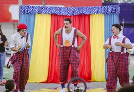 Projeto Praçalhada leva espetáculo circense para os moradores do Vergel do Lago