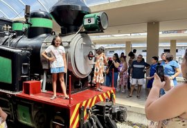 Primeiro passeio do Trem das Crianças leva cultura e alegria a famílias em Maceió